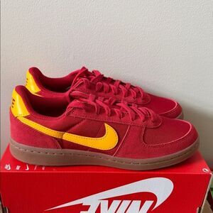 Nike Field General GS Gym Red Gold IF0465-602 Youth Size 6.5Y